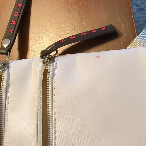 Sport White Cross Body - Picture 9 of 13